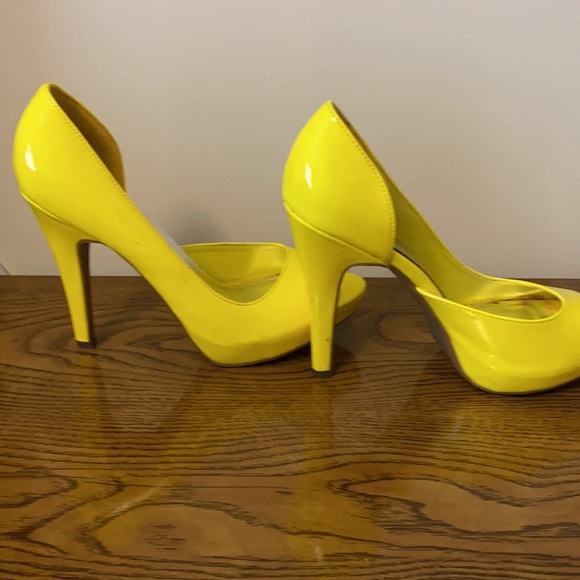 Paprika yellow heels - Picture 3 of 4